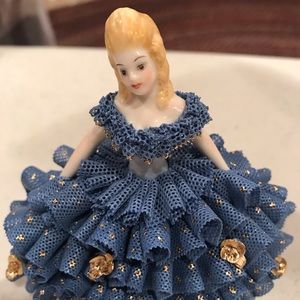 Irish Dresden Doll